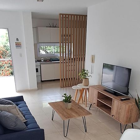 Departamento Temporario - Barrio San Isidro Вилья-Альенде Экстерьер фото