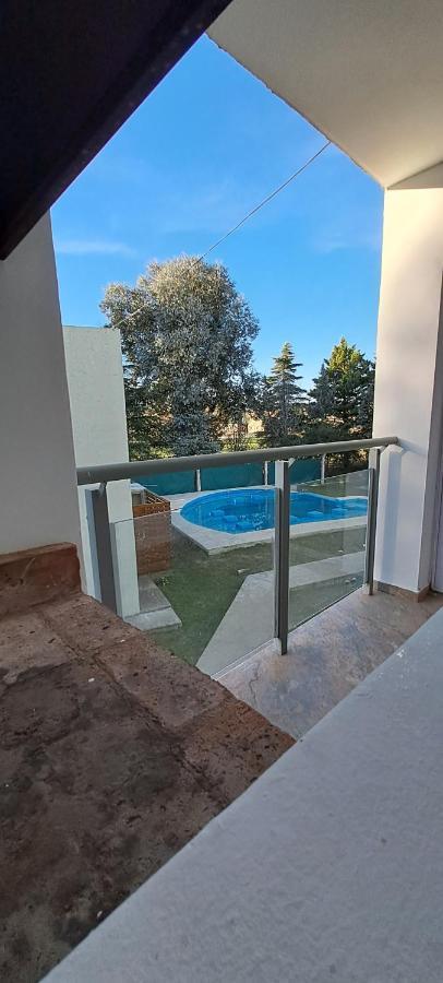 Departamento Temporario - Barrio San Isidro Вилья-Альенде Экстерьер фото