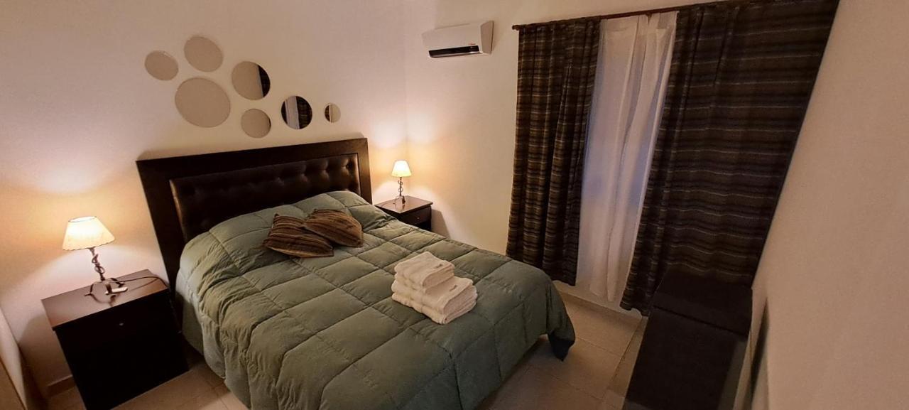 Departamento Temporario - Barrio San Isidro Вилья-Альенде Экстерьер фото