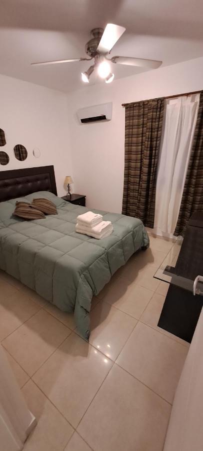 Departamento Temporario - Barrio San Isidro Вилья-Альенде Экстерьер фото